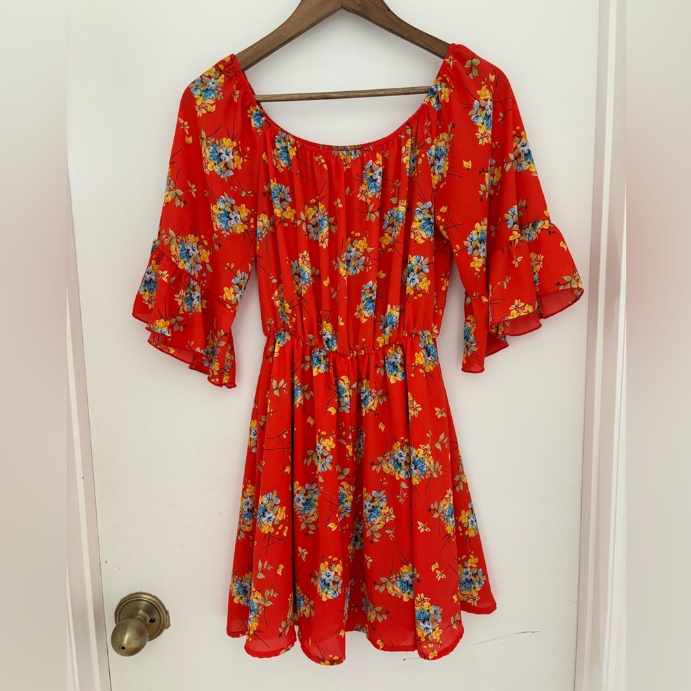 Magnolia Boutique Hawaiian Islands Off-the-Shoulder Floral Dress | Size S
